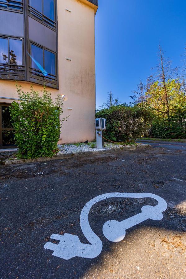 Logis Hotel Noemys Brive - Restaurant Le Teinchurier 外观 照片