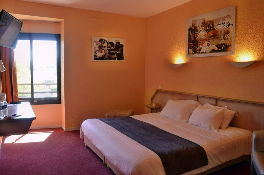 Logis Hotel Noemys Brive - Restaurant Le Teinchurier 外观 照片